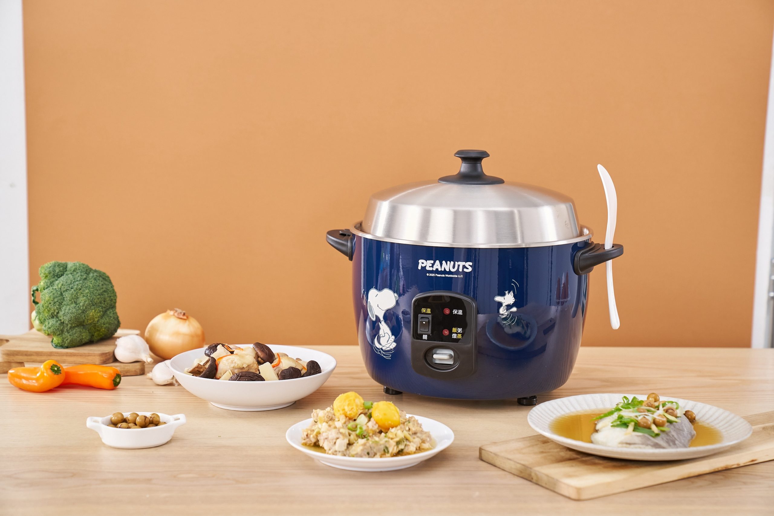 SNOOPY 75週年全店集點開跑！生活小物到家電通通有，超過50款商品史努比粉必收！