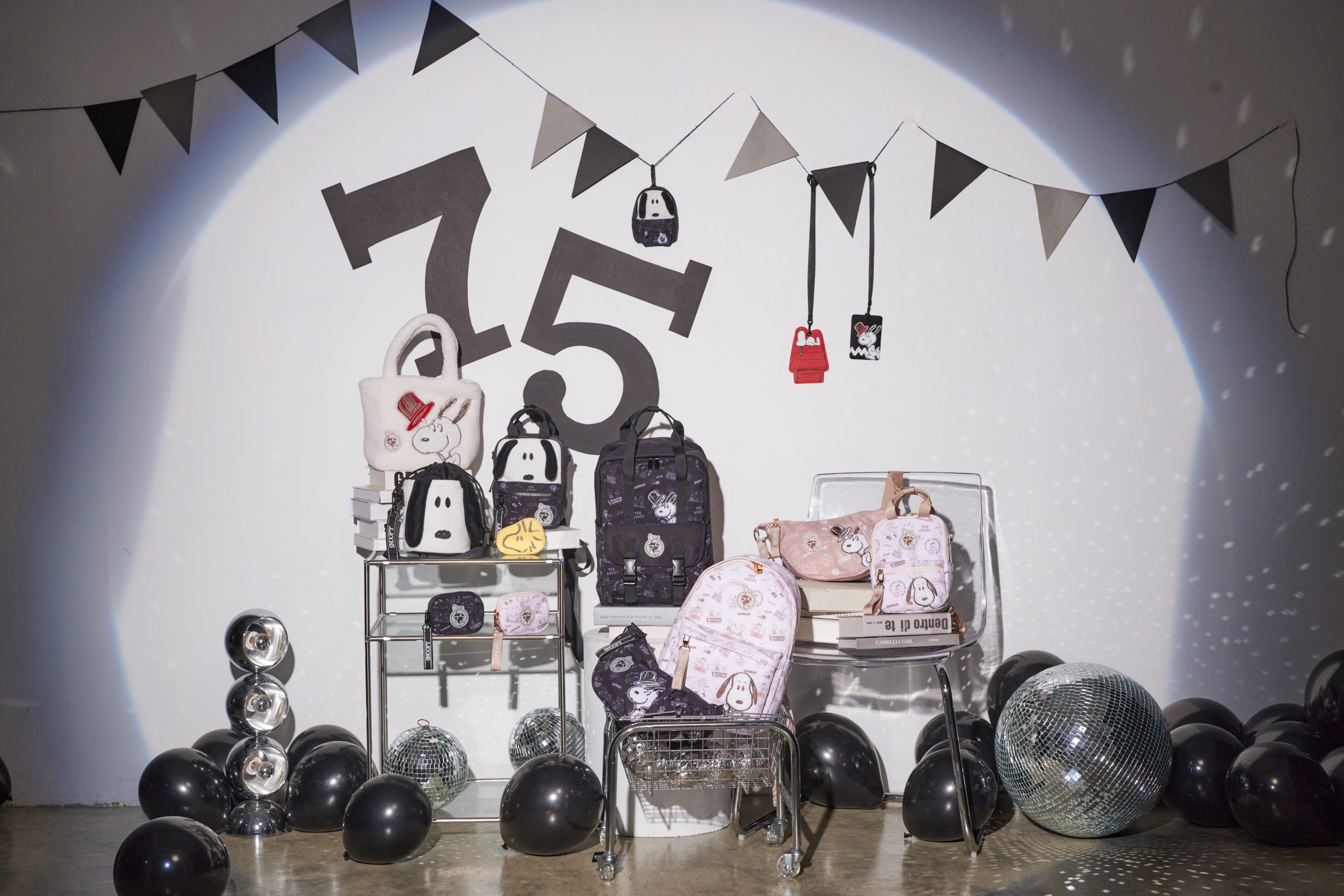 SNOOPY 75週年全店集點開跑！生活小物到家電通通有，超過50款商品史努比粉必收！