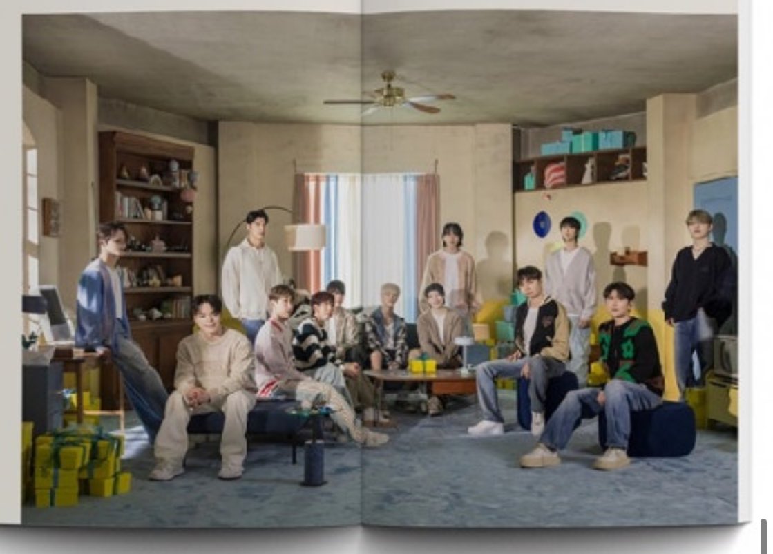 簡直太瘋癲！HYBE 為防止粉絲截圖，照片超糊、SEVENTEEN 成員刻意修到頭扁臉歪掉！