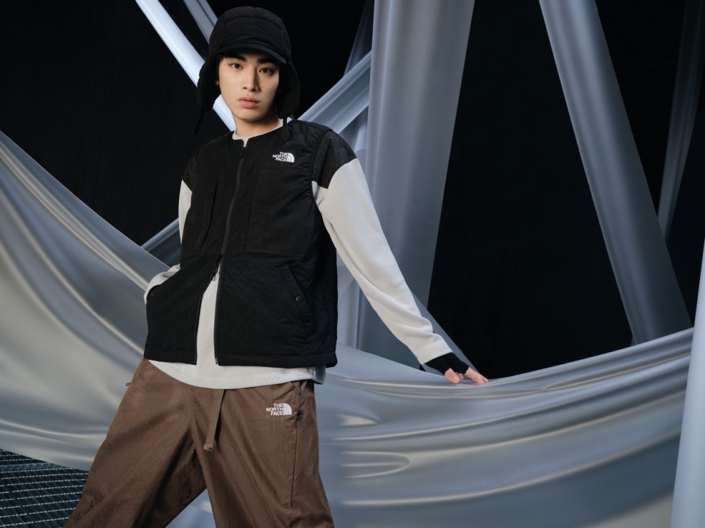 新年暖活帥一波！ The North Face 推出蛇年限定系列，滿版蛇紋太霸氣！