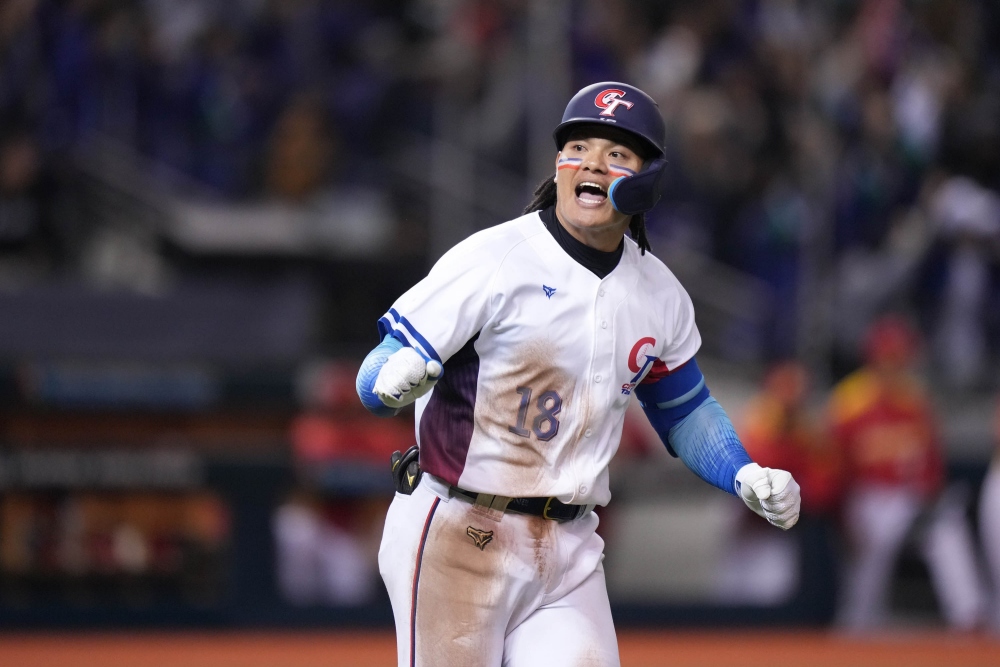 張育成兩分砲炸裂！中華隊首戰慘敗西班牙