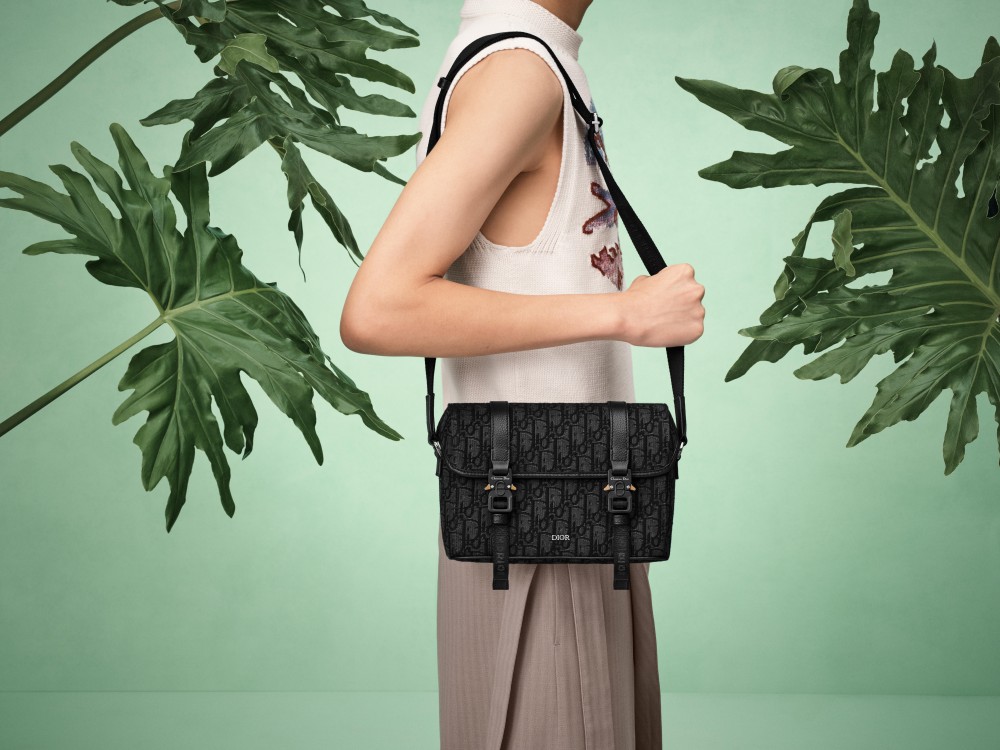 Dior 2025 春夏系列：剛柔並濟的女性風采與雕塑感男裝的藝術碰撞！