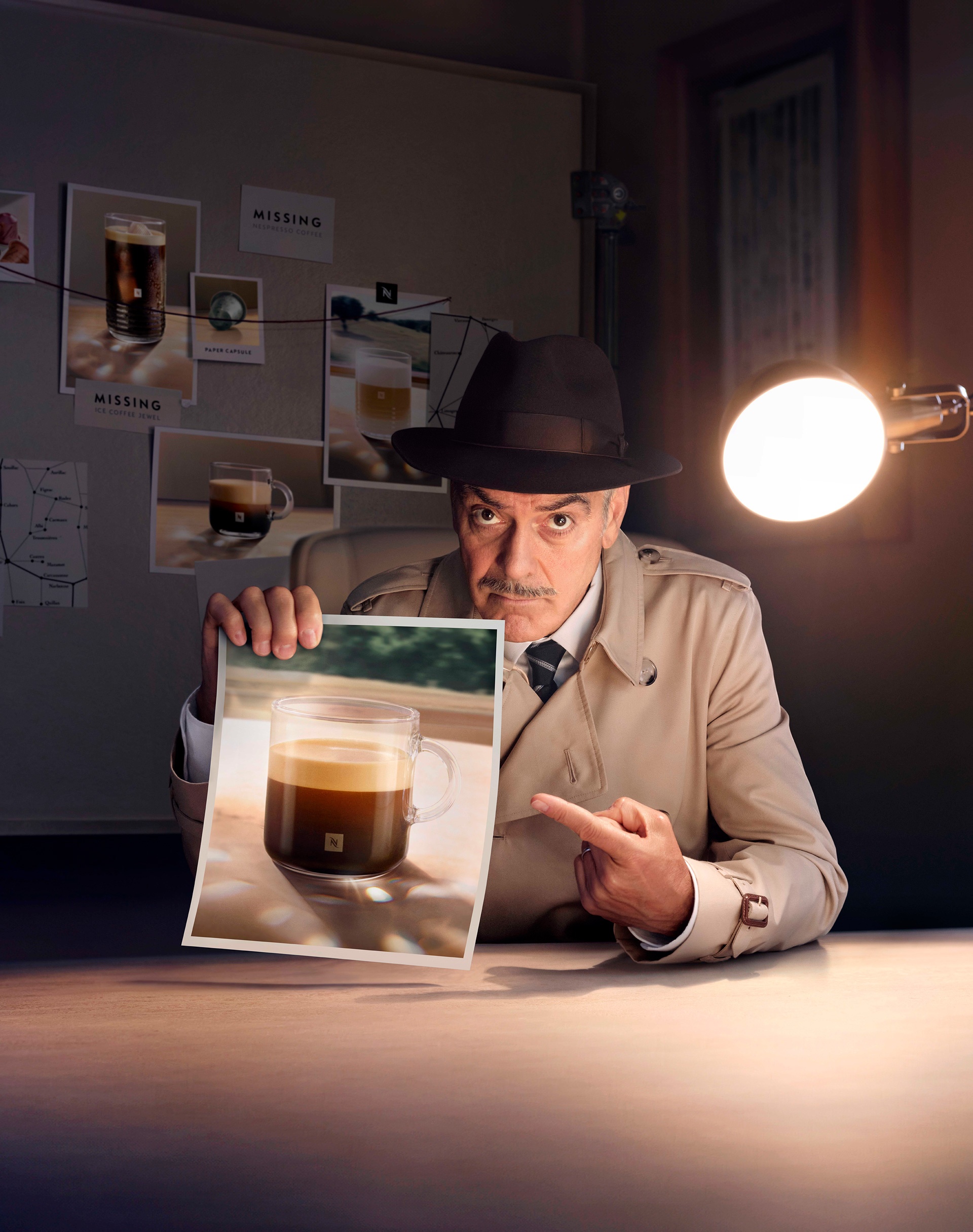 這個陣容太吸睛！喬治·克隆尼、金高銀化身咖啡神探，幽默廣告為 Nespresso 解開謎團！