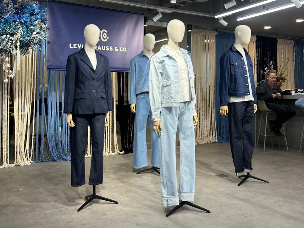 Levi’s® Blue Tab