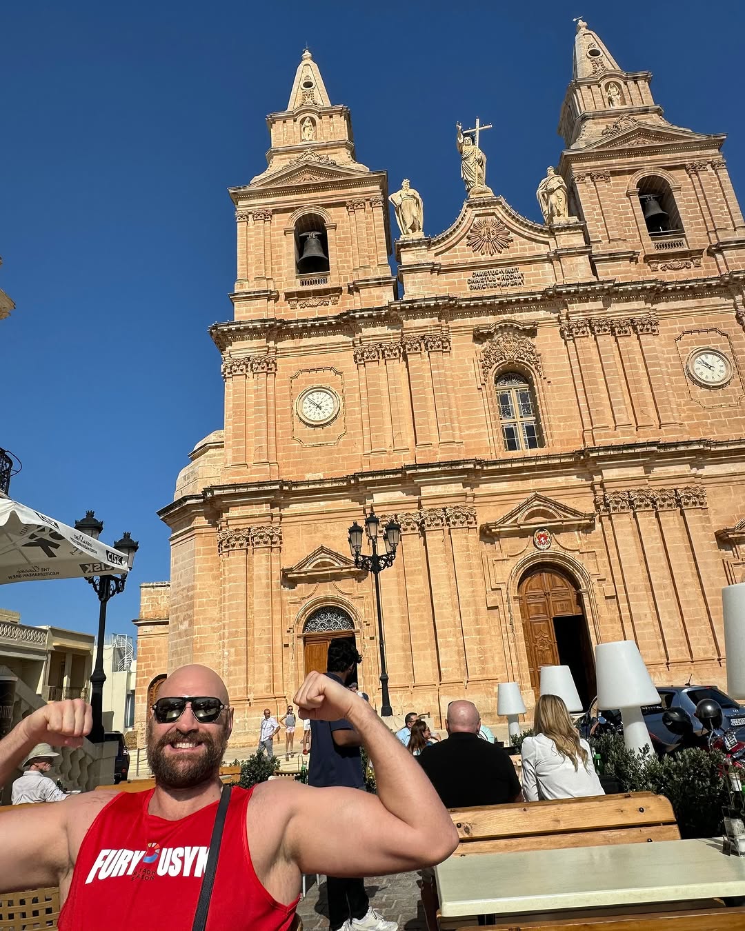 全球收入最高百大運動員名單曝光！足球巨星 C 羅蟬聯冠軍，柯瑞、詹皇緊追在後！