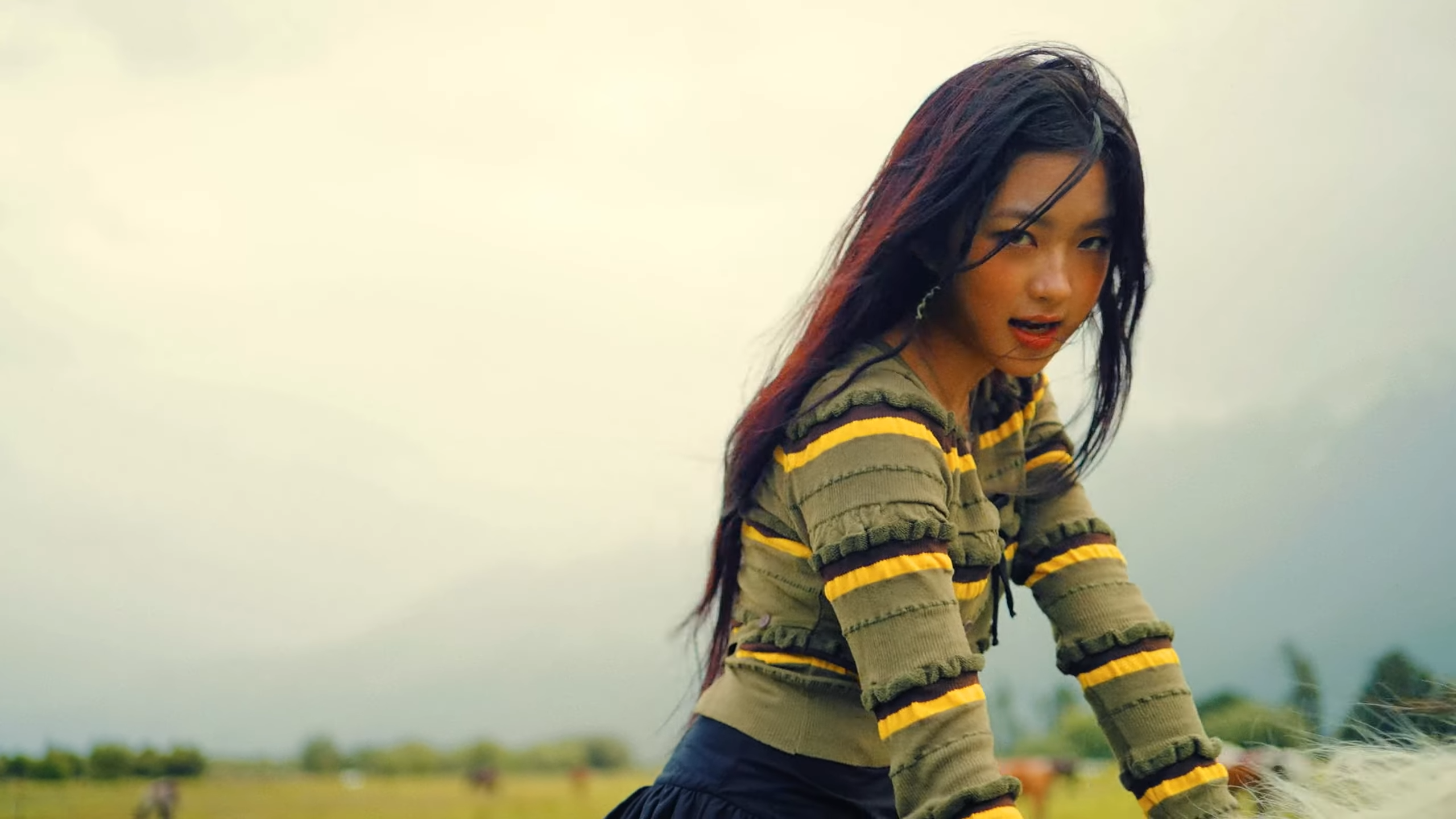 IVE 師妹新女團 KiiiKiii 新歌〈I DO ME〉無預警發行！清新質感意外大受好評！