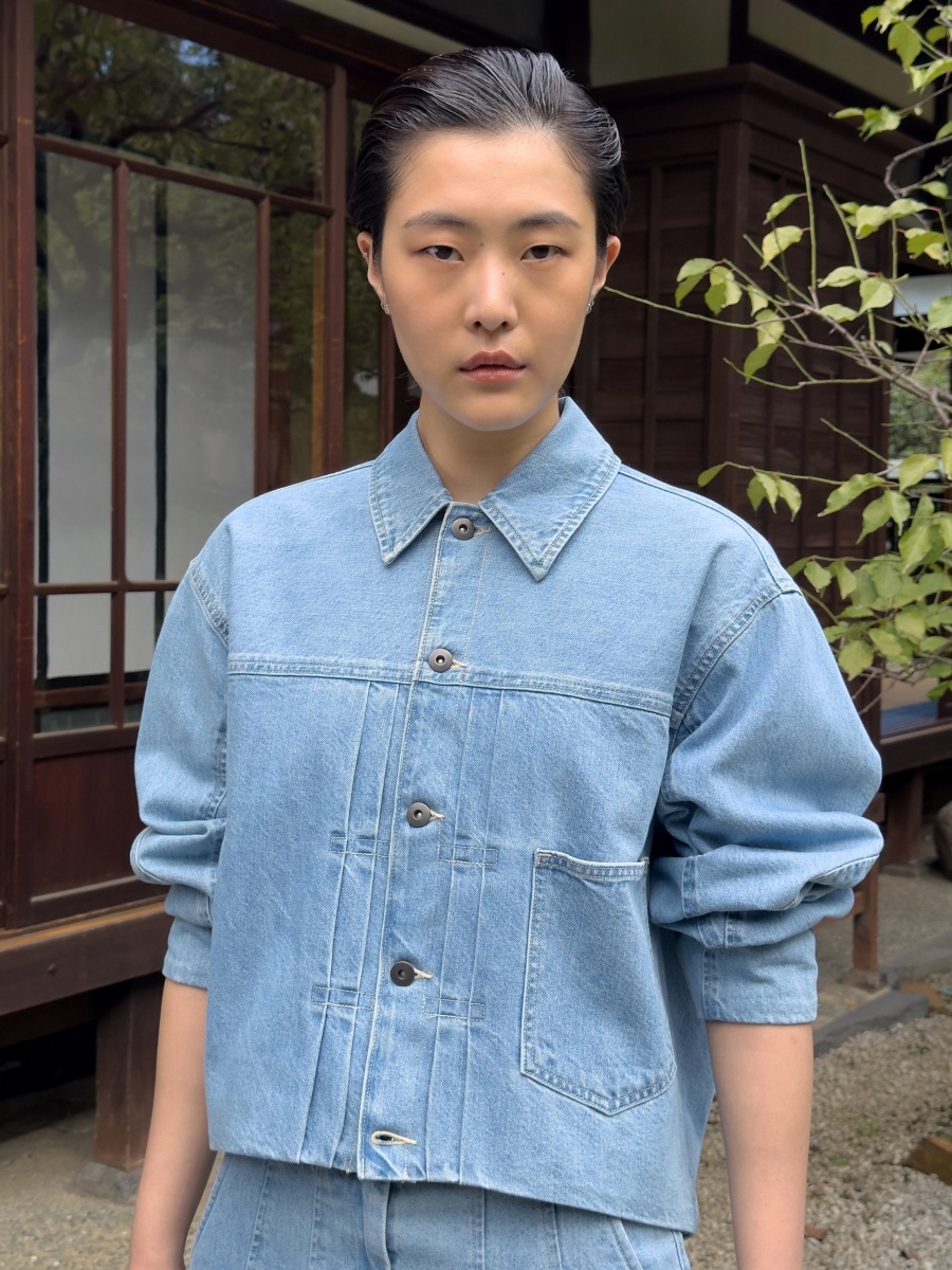 穿搭講堂 ｜從 Red 進化 Blue ！現代與傳統工藝交織的 Levi’s® Blue Tab 有何來頭？連瑟琪都搶上身！