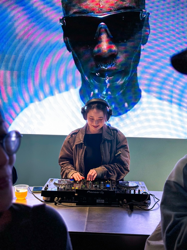 全亞洲第四間！人氣潮流單車品牌 MAAP 台北店盛大開幕，台北限定商品同步開催！