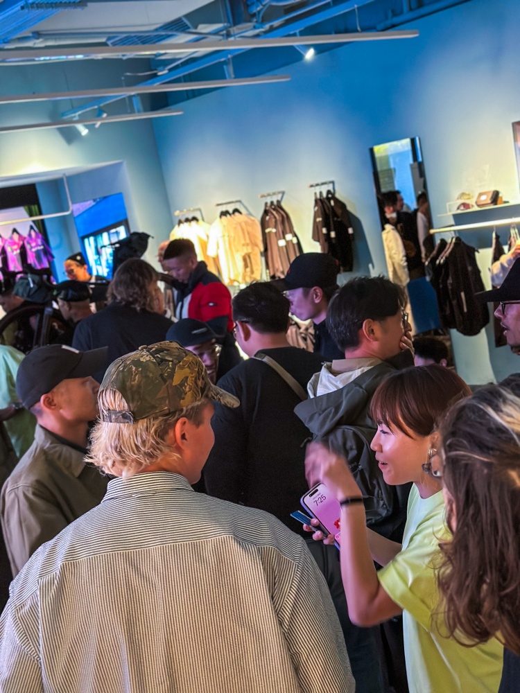 全亞洲第四間！人氣潮流單車品牌 MAAP 台北店盛大開幕，台北限定商品同步開催！