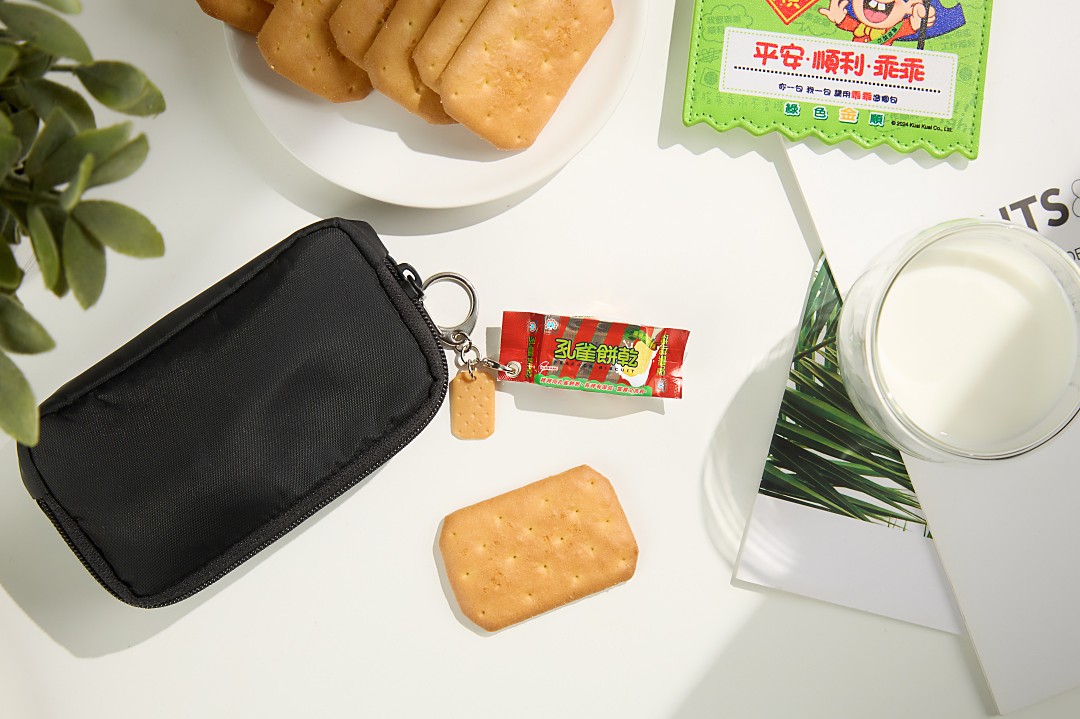 收藏兒時經典好滋味！乖乖孔雀餅乾icash2.0可口上市，彷彿聞到陣陣蛋香味