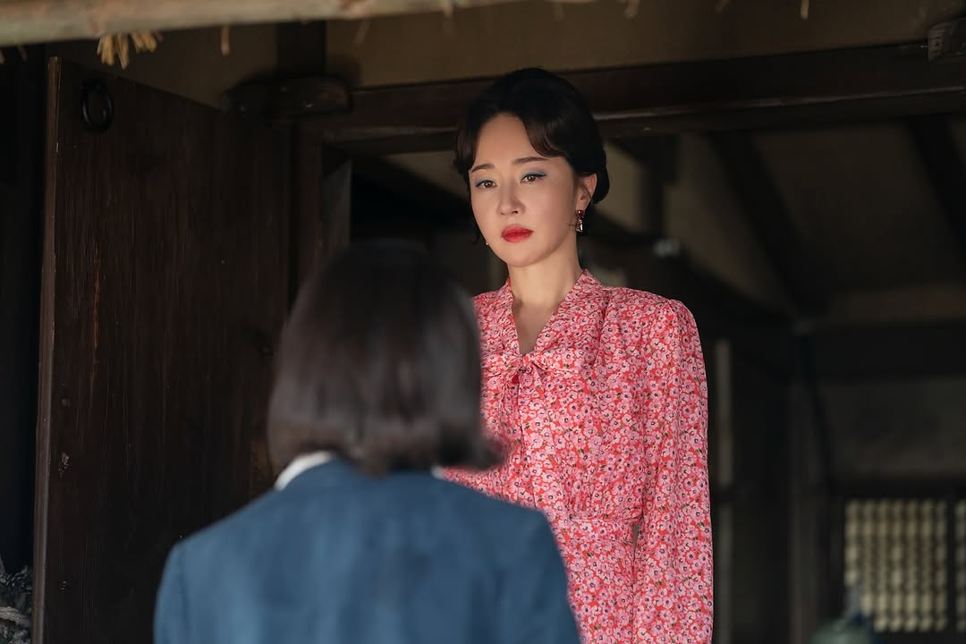 《苦盡柑來》登 Netflix 全球 10 大非英語影集排行亞軍！IU 再展演歌實力，獻唱 OST〈Night Walk〉溫暖治癒！