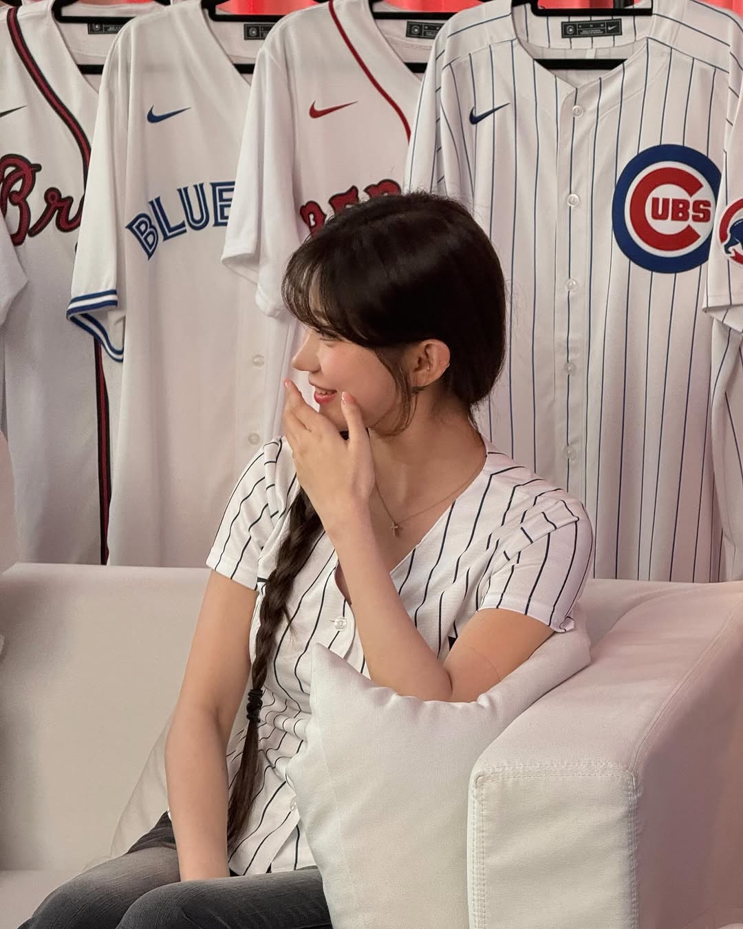 李珠珢現身東京看 MLB 海外賽！綁馬尾照讓粉絲暴動直呼：太犯規！