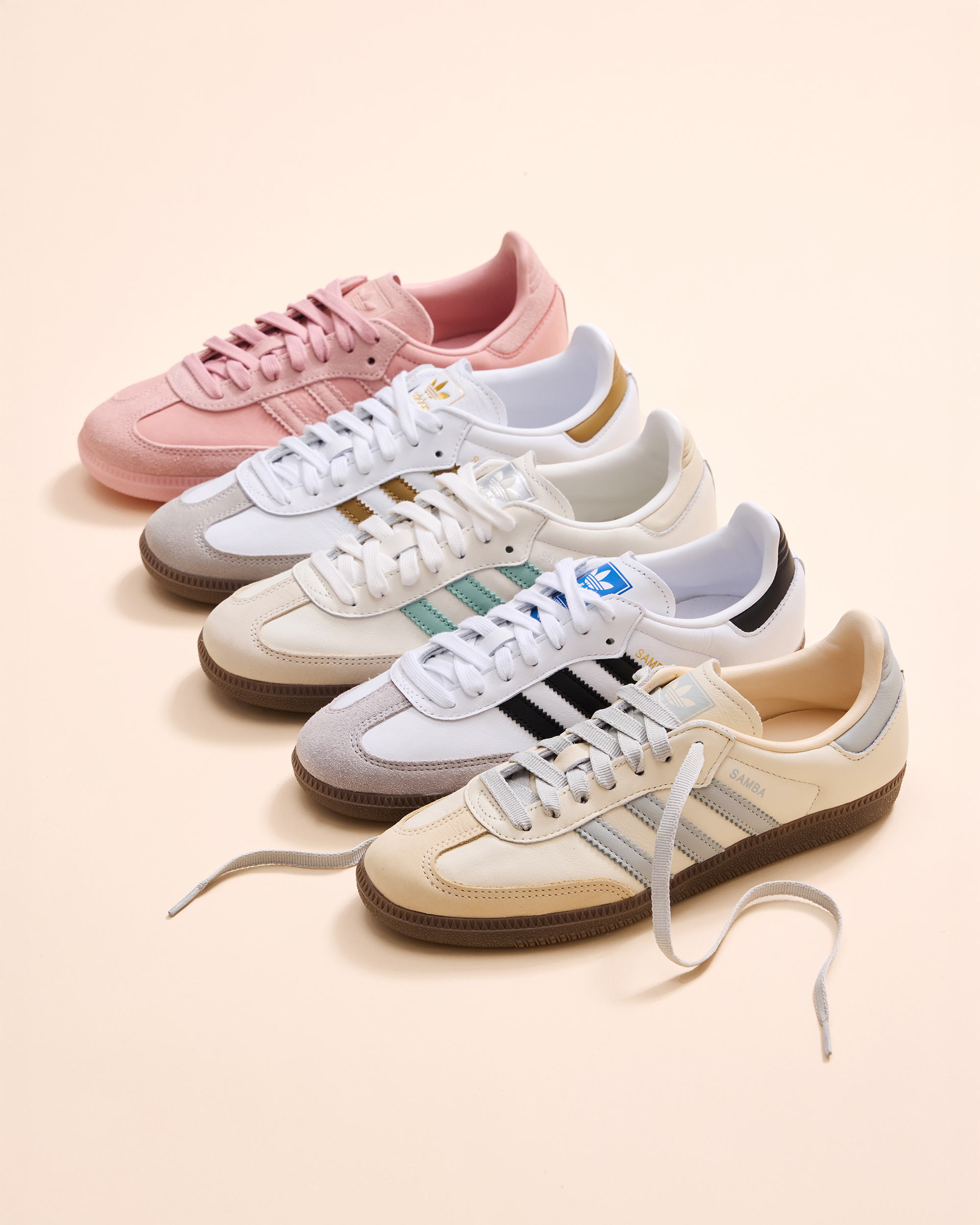 adidas Originals 雨琦領銜慶祝「SAMBA DAY」，攜手倩碧 CLINIQUE 送花漾腮紅！