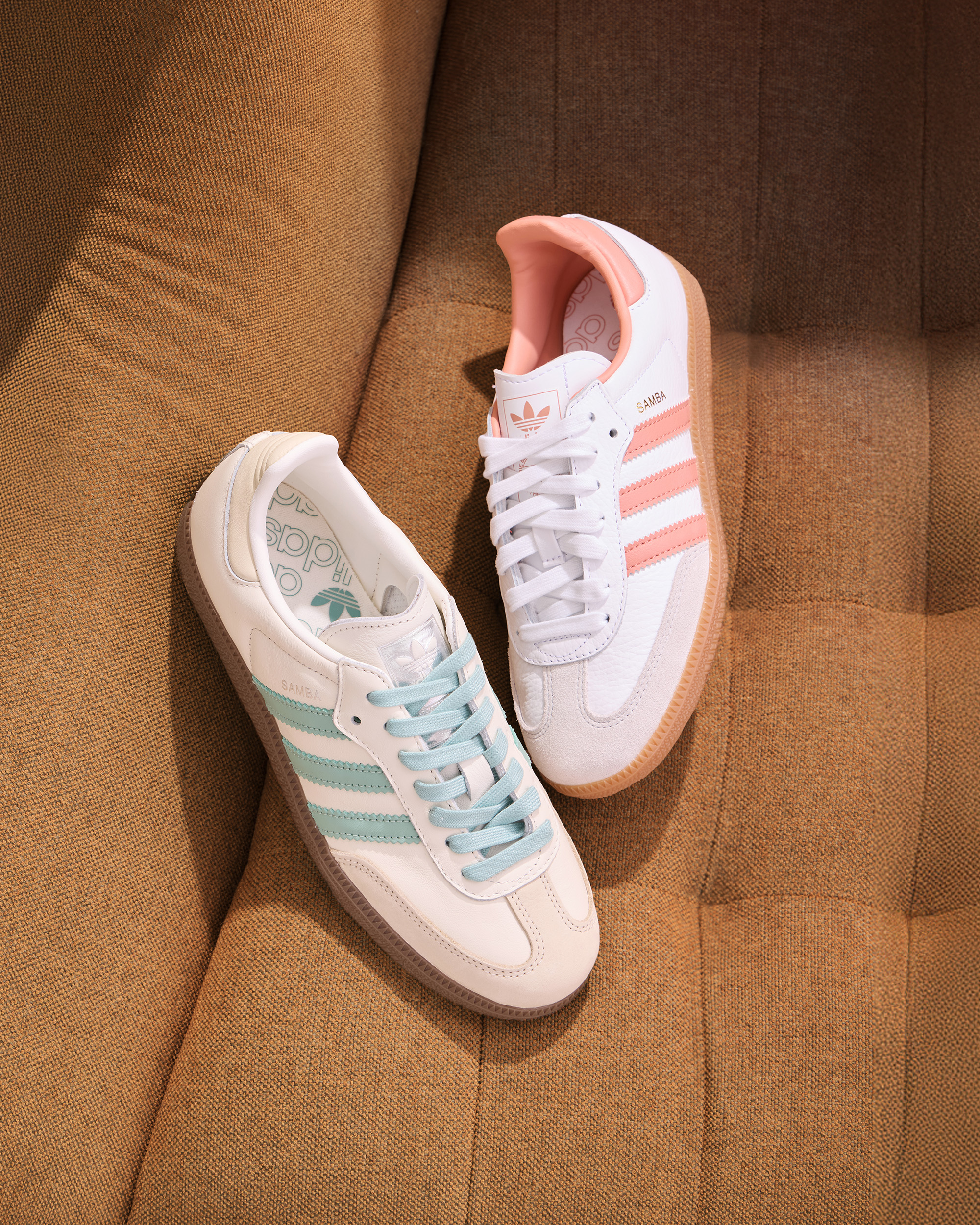 adidas Originals 雨琦領銜慶祝「SAMBA DAY」，攜手倩碧 CLINIQUE 送花漾腮紅！