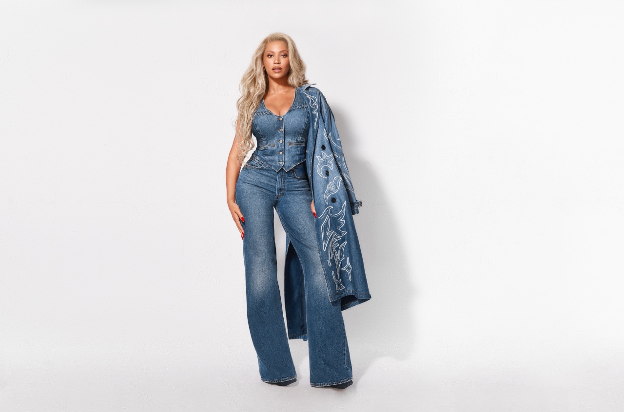 Levi’s® 再次攜手天后 Beyoncé 推出 REIIMAGINE 第二章：《Pool Hall》
