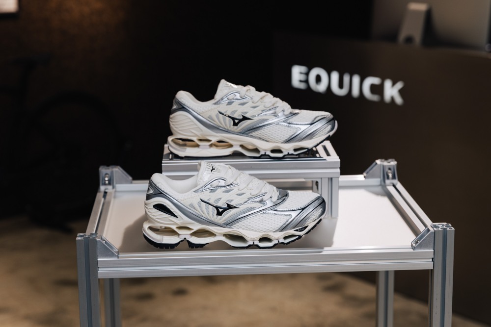 從球鞋跨界到環保科技！Mizuno 聯手 EQUICK 打造電動自行車