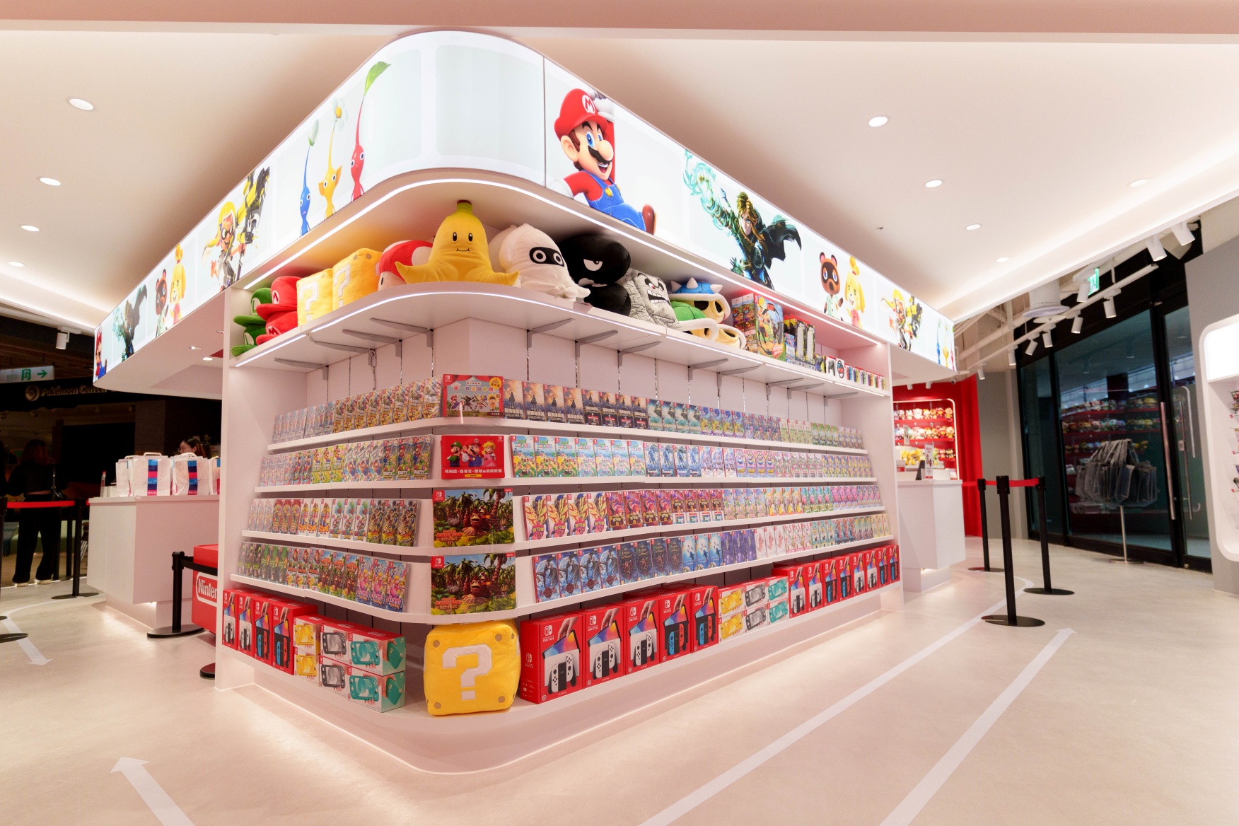 任天堂授權商品旗艦中心今日於新光三越台北信義新天地 A11 盛大開幕！