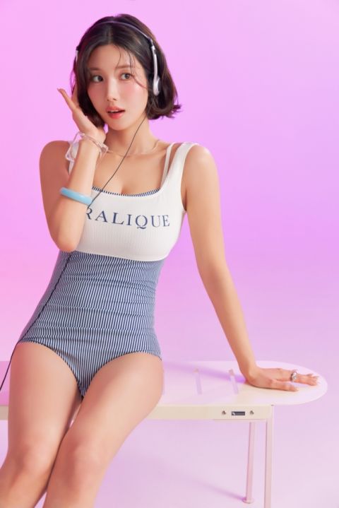 辣度破表！「水彈女神」權恩妃曬性感泳裝迎接夏天，挾新歌〈Hello Stranger〉同步回歸樂壇！