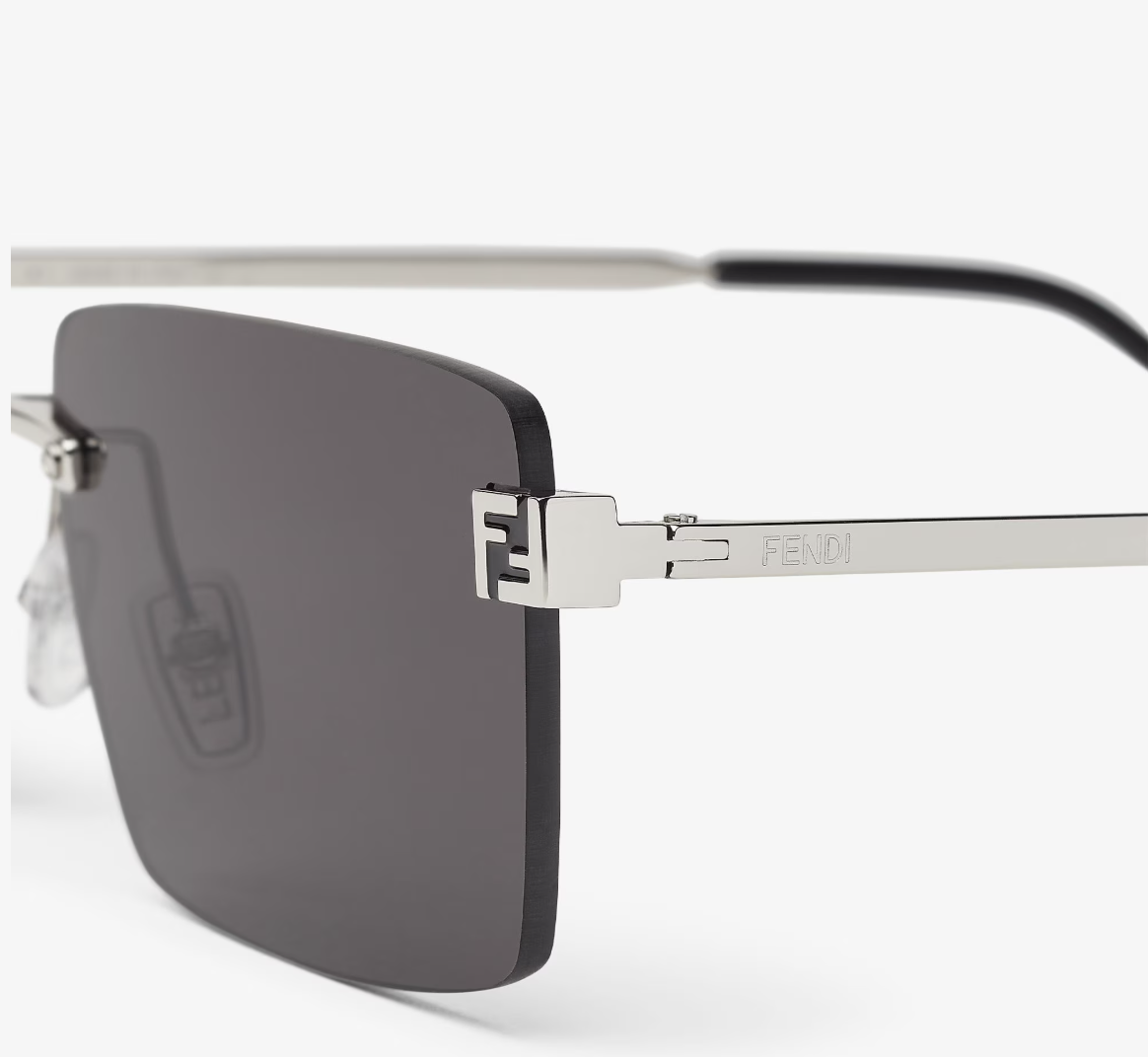 2 萬以下入手 LV、Dior、巴黎世家？這些 10 款太陽眼鏡根本寶藏！一戴上氣場全開！