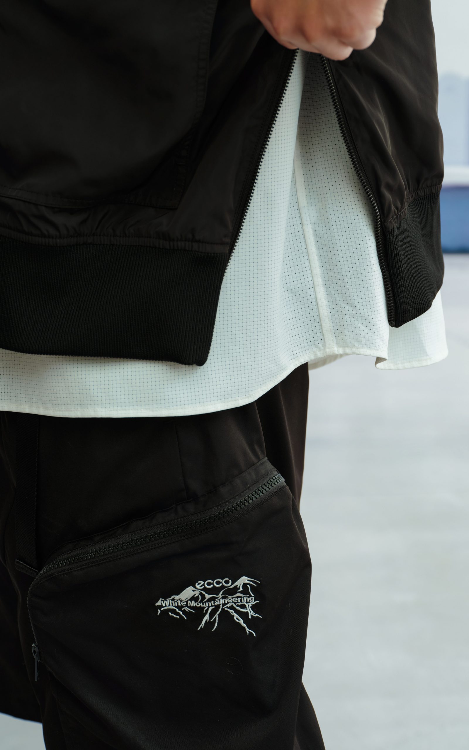 型走在都市與自然！2025 ECCO x White Mountaineering 聯名打造全新機能時尚，陪你躍然山行！