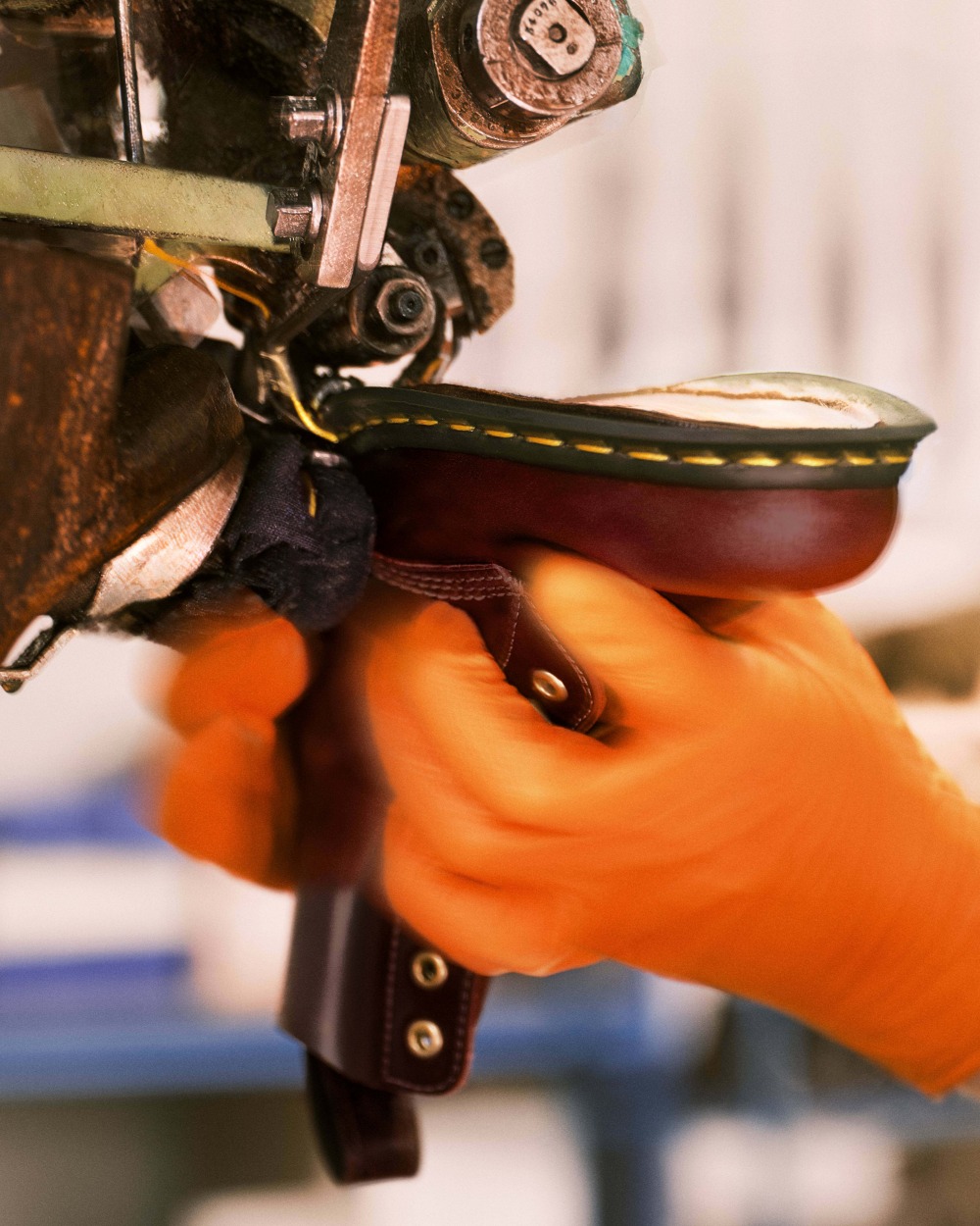 全球限量 1,460 雙！Dr. Martens 65週年頂級手工靴登場