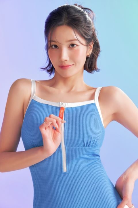 辣度破表！「水彈女神」權恩妃曬性感泳裝迎接夏天，挾新歌〈Hello Stranger〉同步回歸樂壇！