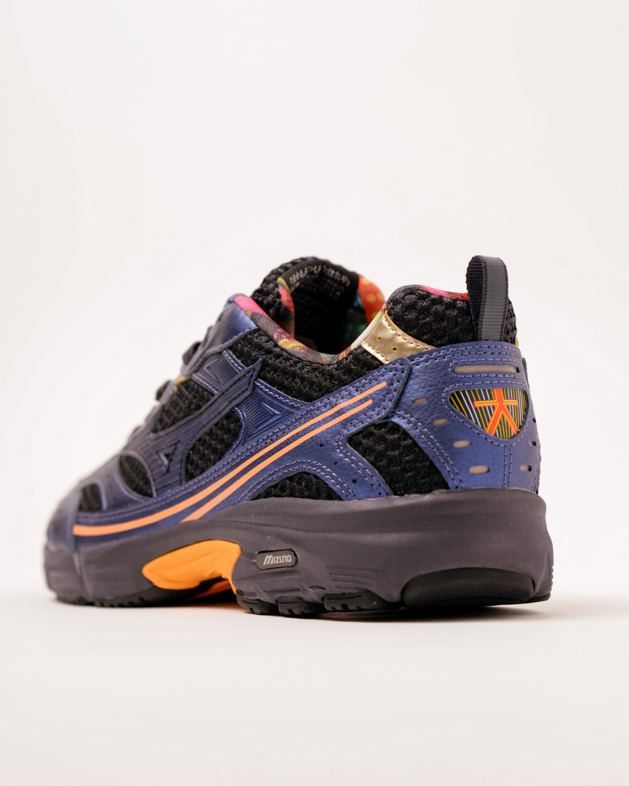 最具日本文化底蘊的一雙鞋 ?  『MIZUNO MXR OSAKA CITY』PACK雙色登場 ! 細節從裡到外一次報給你 !