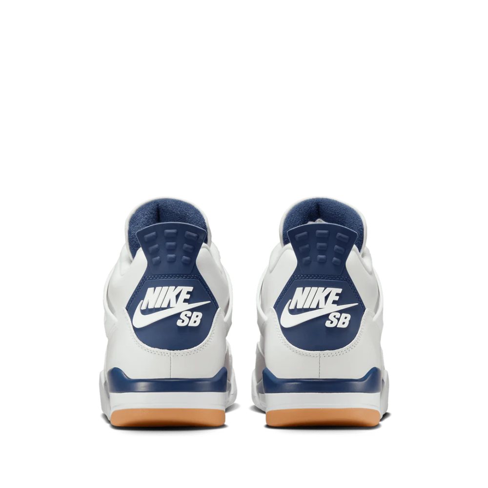 能搶先購鞋，還能打造專屬滑板？AJ4 x Nike SB 