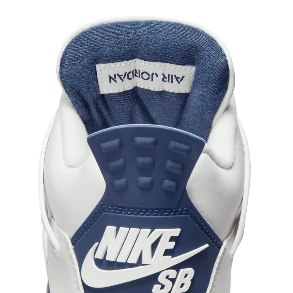 能搶先購鞋，還能打造專屬滑板？AJ4 x Nike SB 