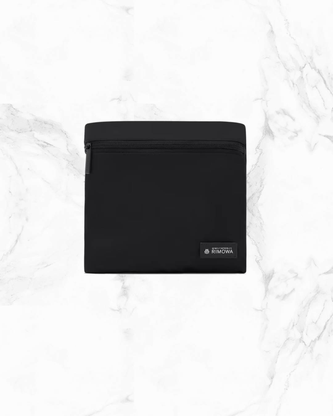 2025 春夏 RIMOWA 限量新色登台！「仙踪綠、石榴紅」Essential 系列行李箱、旅行配件一次到位