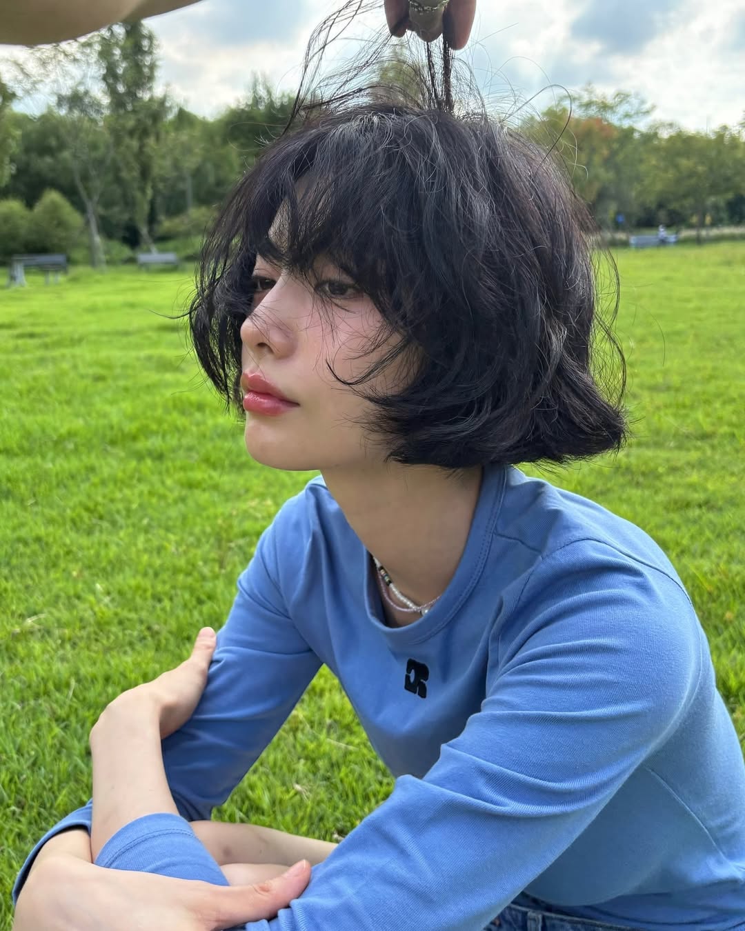 THE BOYZ 成員陷使喚保鑣爭議！女團大前輩一句「是該挨罵了」遭粉絲出征