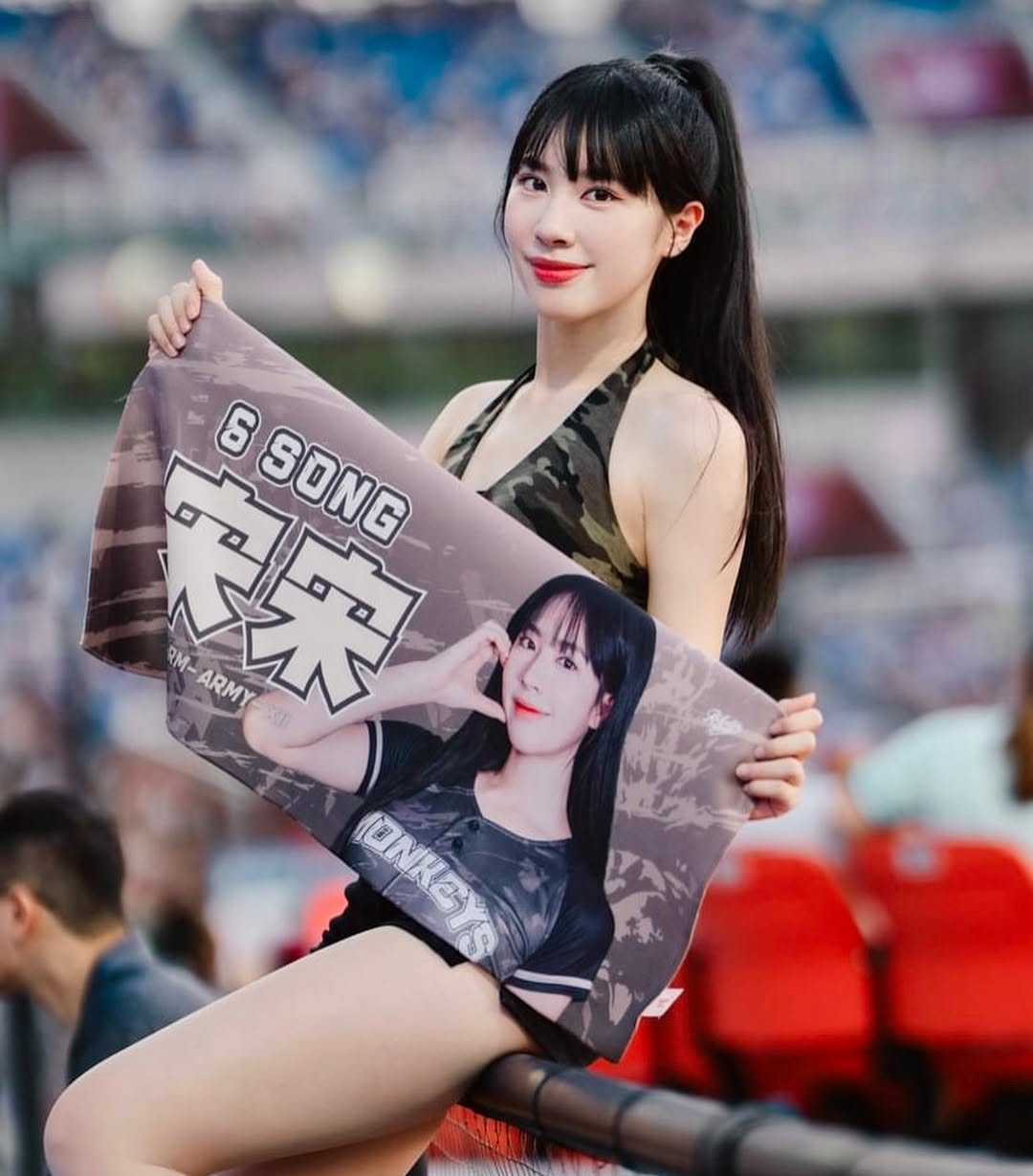 被低估的寶藏女神！校花出身啦啦隊「宋宋」不輸韓援，網友們狂讚：「此生必推！」