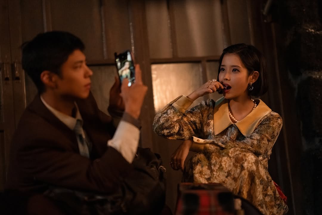 這樣也可以？《苦盡柑來遇見你》劇照被中國超市蔬果攤做成廣告看板！