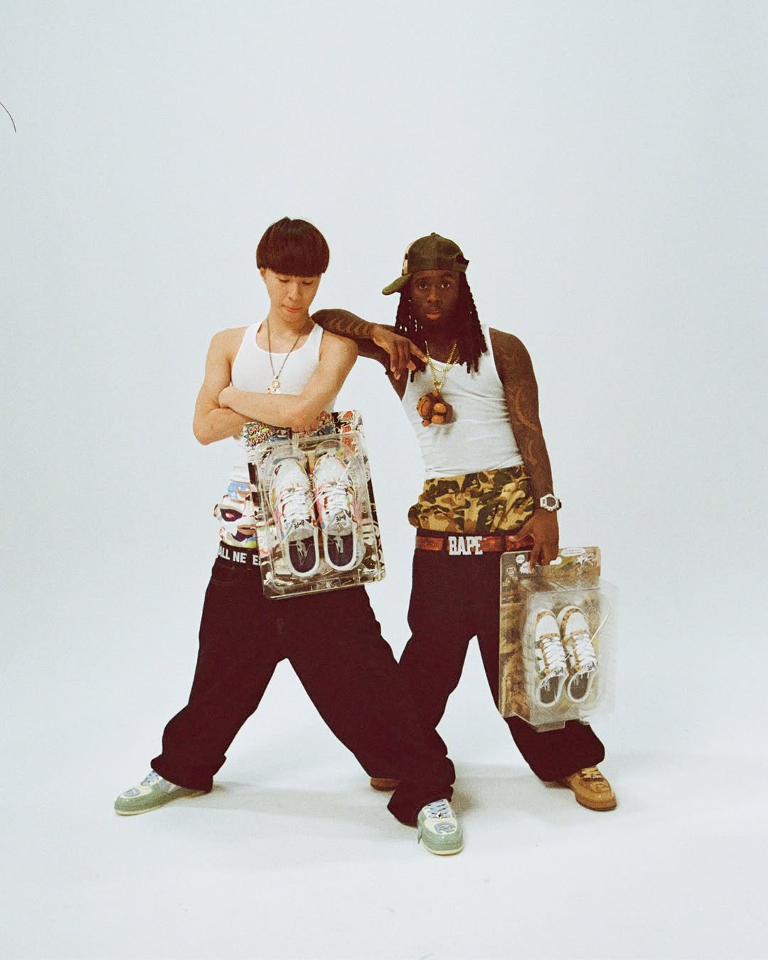 Ray 還能多勝利？攜手 Kai Cenat 為 BAPE® 拍攝聯名形象照