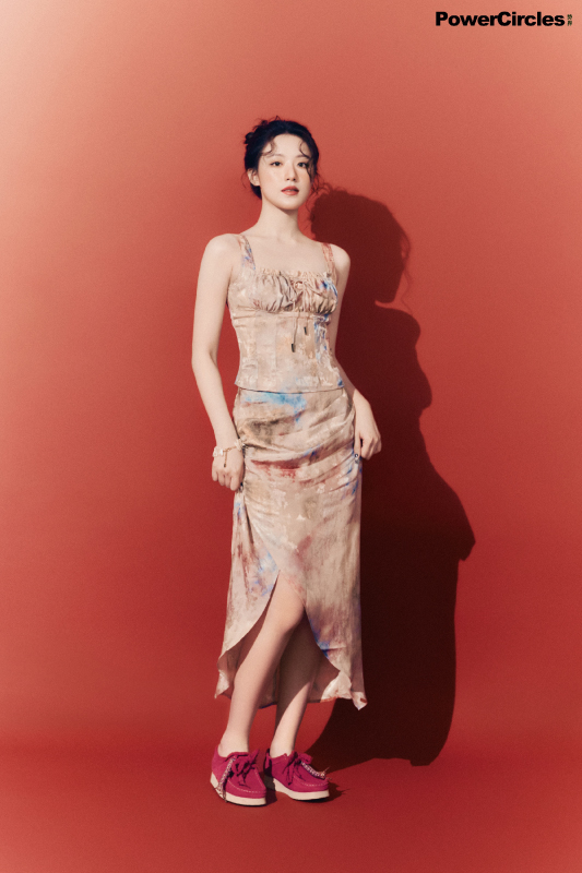 余文樂與葉舒華穿著Clarks袋鼠鞋拍攝男人風尚與PowerCircles勢界雜誌內頁