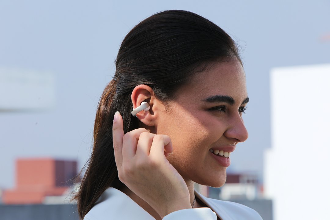 可靜可動！soundcore AeroClip 耳夾耳機 3 亮點玩美登場：無感配戴、原聲級音質、超強續航