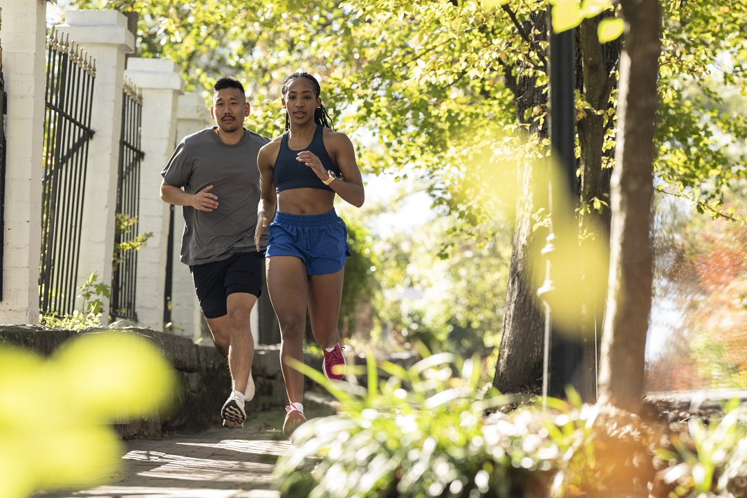 Garmin Forerunner 系列再造巔峰戰力 跑者之王助你突破極限 穩定前行