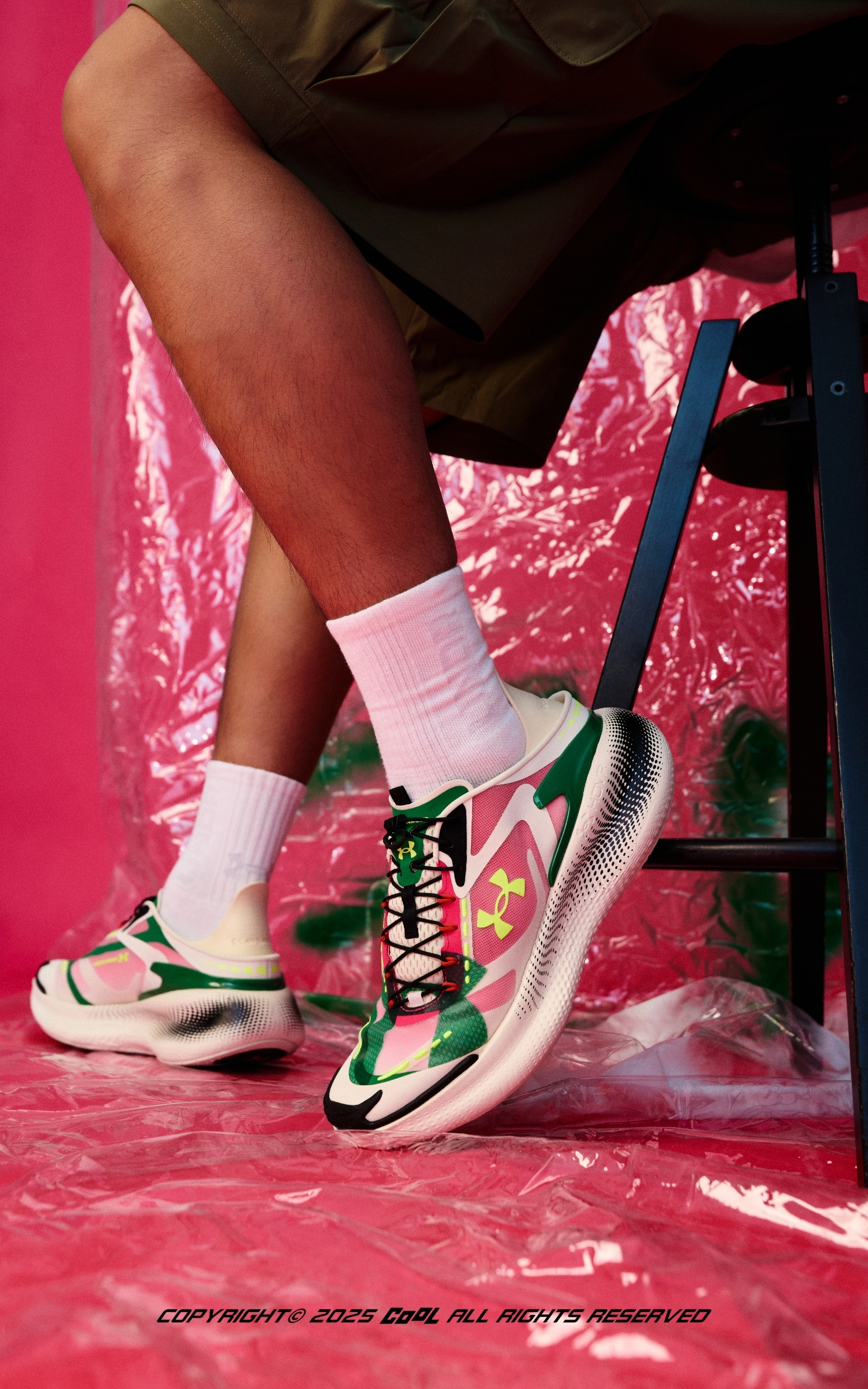 小孩才做選擇，大人都是直接ALL IN，UA ECHO一雙搞定舒適、時尚、科技！（FEAT. 王ADEN、派翠克、李柔）