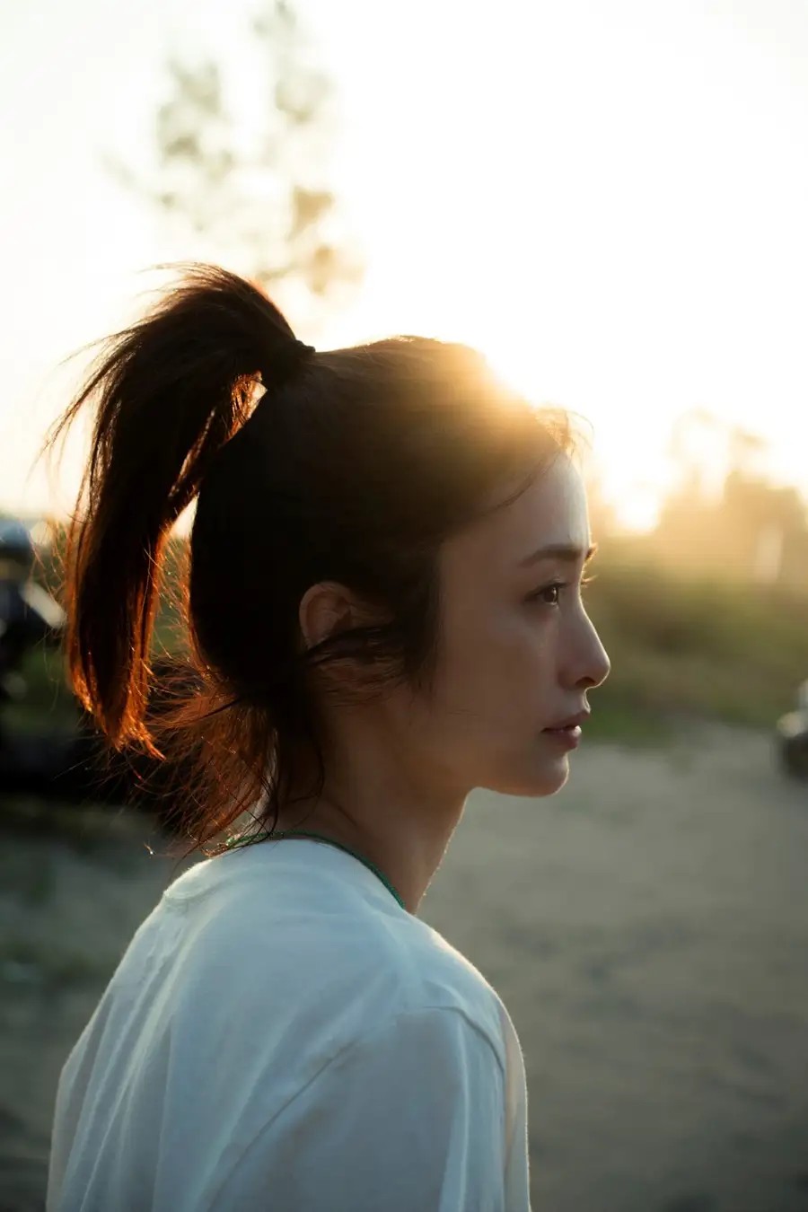 幸福人妻小露性感！上戶彩時隔近 15 年推出寫真集《Midday Reverie》，在台取景驚艷粉絲！