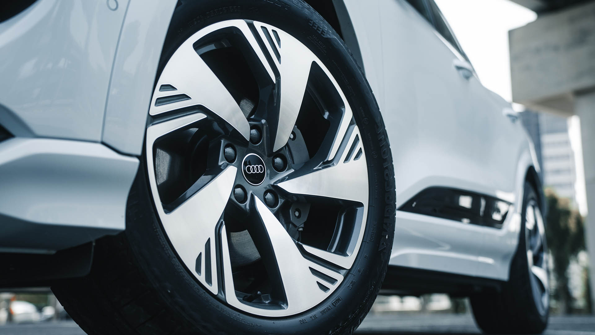 車 COOL｜試駕 Audi Q6 e-tron 純電休旅，年度鉅獻也不為過？