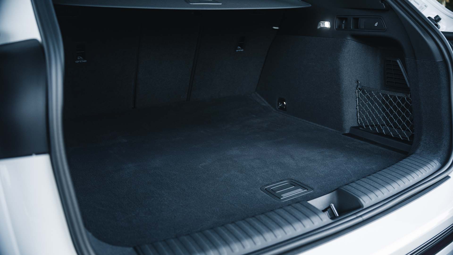 車 COOL｜試駕 Audi Q6 e-tron 純電休旅，年度鉅獻也不為過？