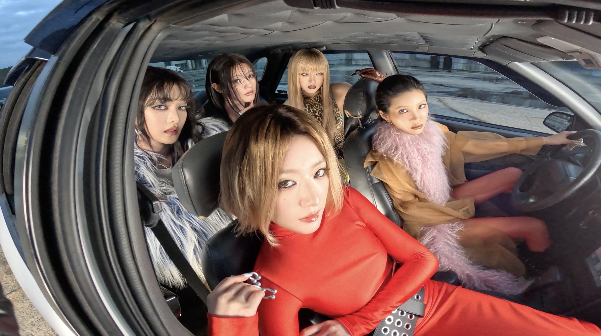 葉舒華全新短髮造型亮相！i-dle 公開全新迷你專輯概念預告！