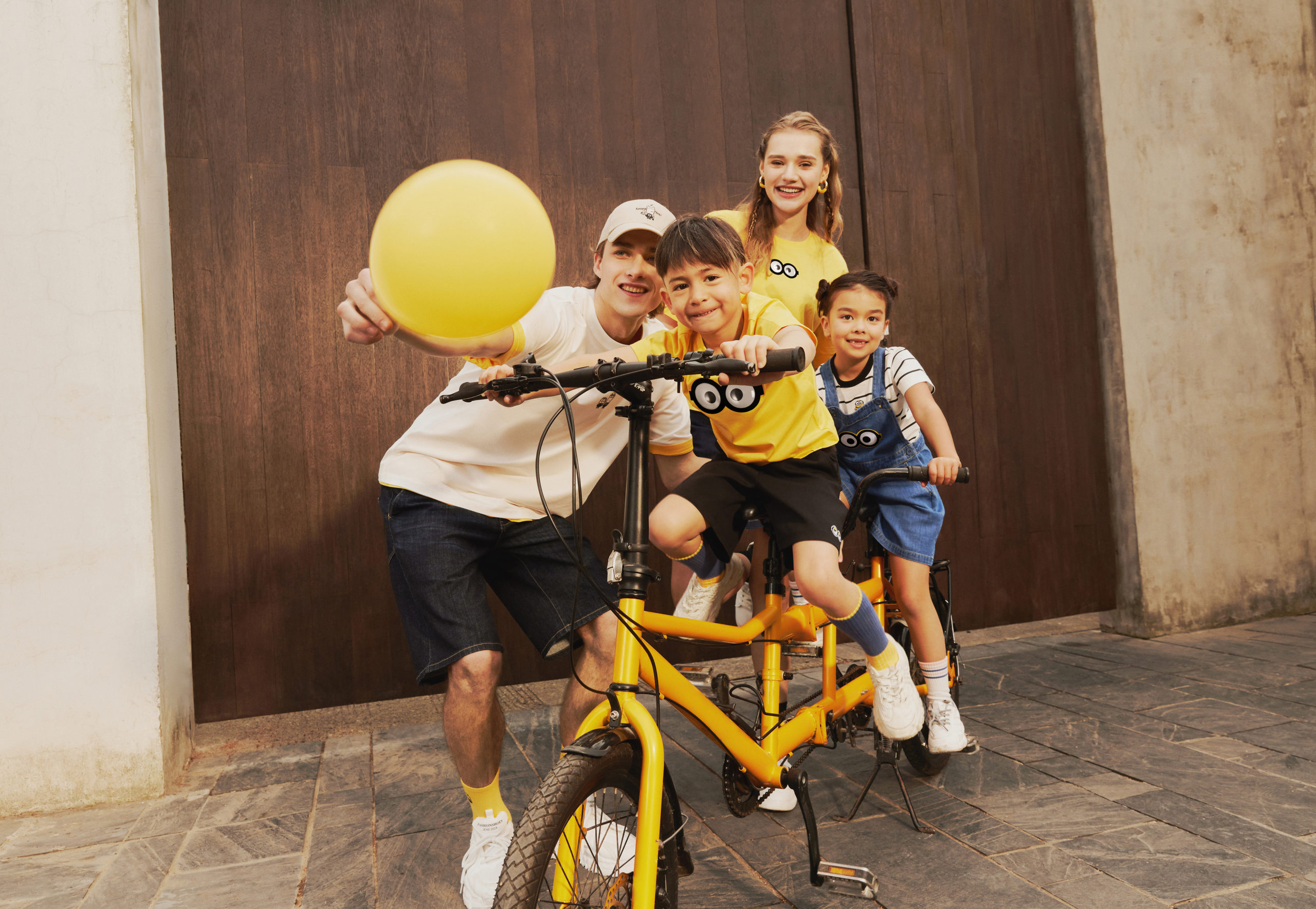 Minions x GIORDANO聯名新品超萌登場打造今夏最歡樂的潮流穿搭