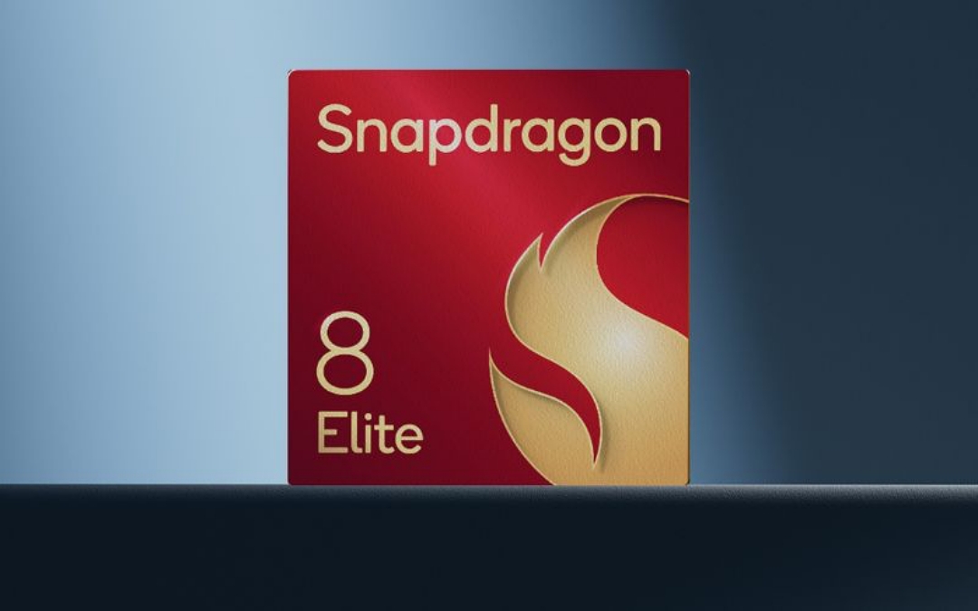 motorola razr 60 ULTRA搭載Snapdragon®︎ 8 Elite晶片,結合極致算力與專屬AI引擎,提供前所未有的效能體驗