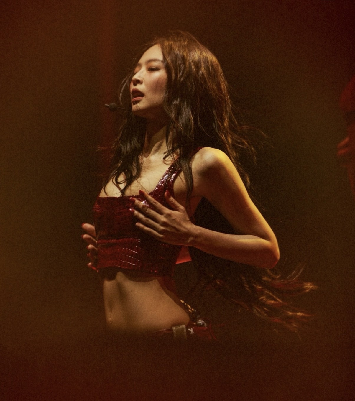 JENNIE 站上 Coachella 籌備 16 個月「跟自己的戰爭」！認體力不行首談心路歷程