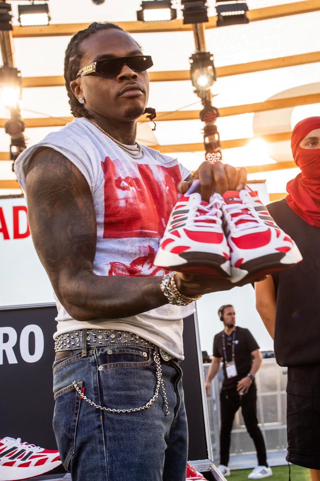 自帶搖擺的寶藏神鞋！上腳才知道 ADIZERO ARUKU 到底多有料？能讓陳冠希狂曬、 Jay Park 直呼：「太燒了！」