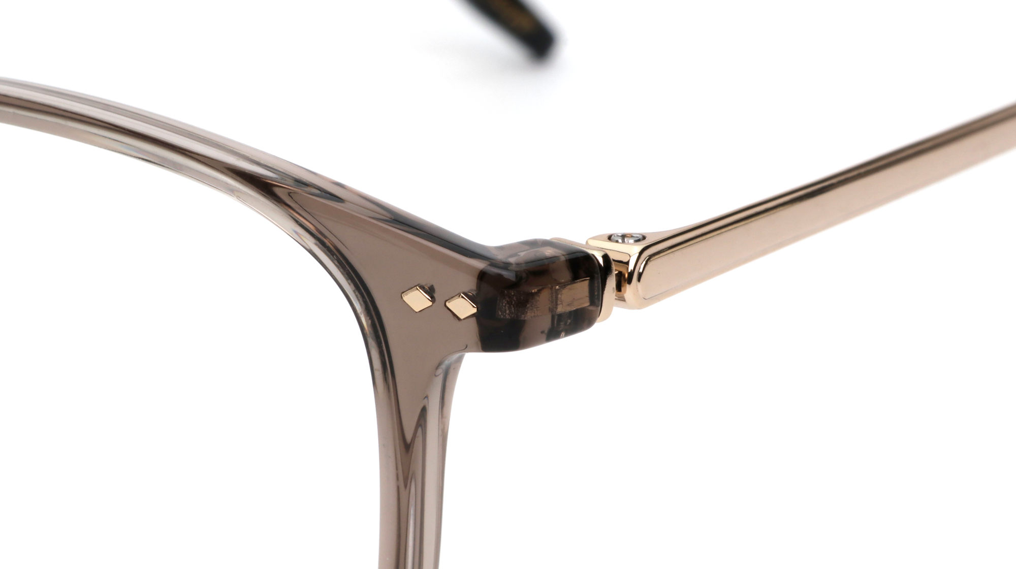 入手JINS × ONE PIECE系列，潮度直接衝上五檔！七大人氣海賊主題眼鏡齊發，家人們誰懂這次聯名的「賞金」量～