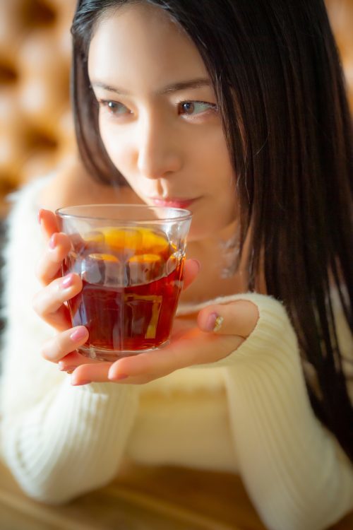 色氣大姊姊「越熟越正」！AV 女優「惠理」再度來台參與 TRE 成人展，網讚：「最頂機體！」