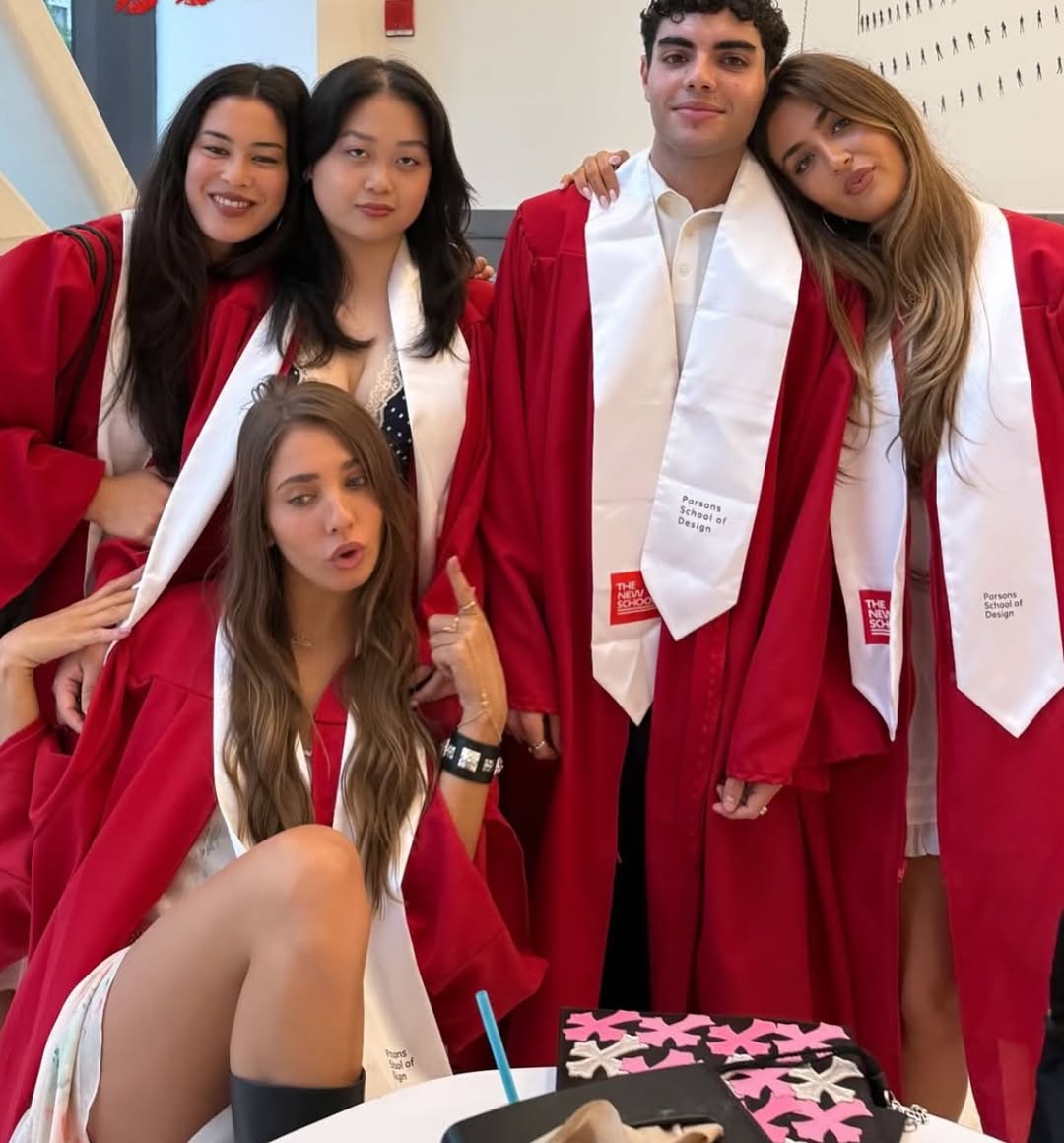 從羊水就贏！Chrome Hearts 千金畢業  創辦人送女兒一頂定製學士帽！