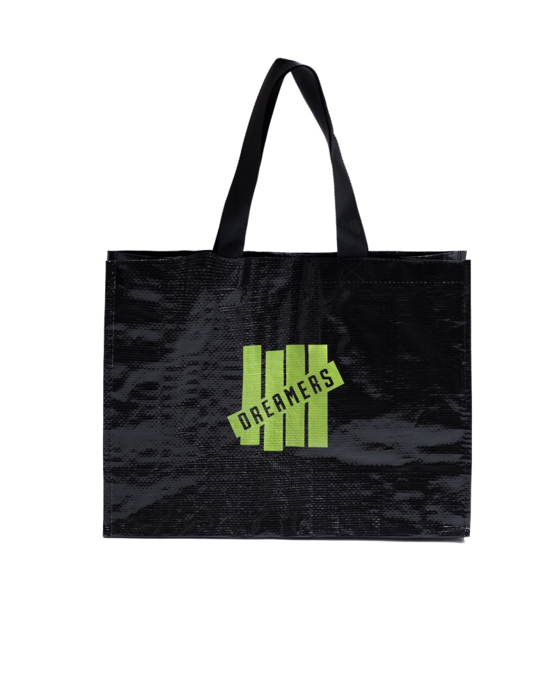 UNDEFEATED 首度攜手亞洲職業球隊，與福爾摩沙夢想家推出聯名系列！